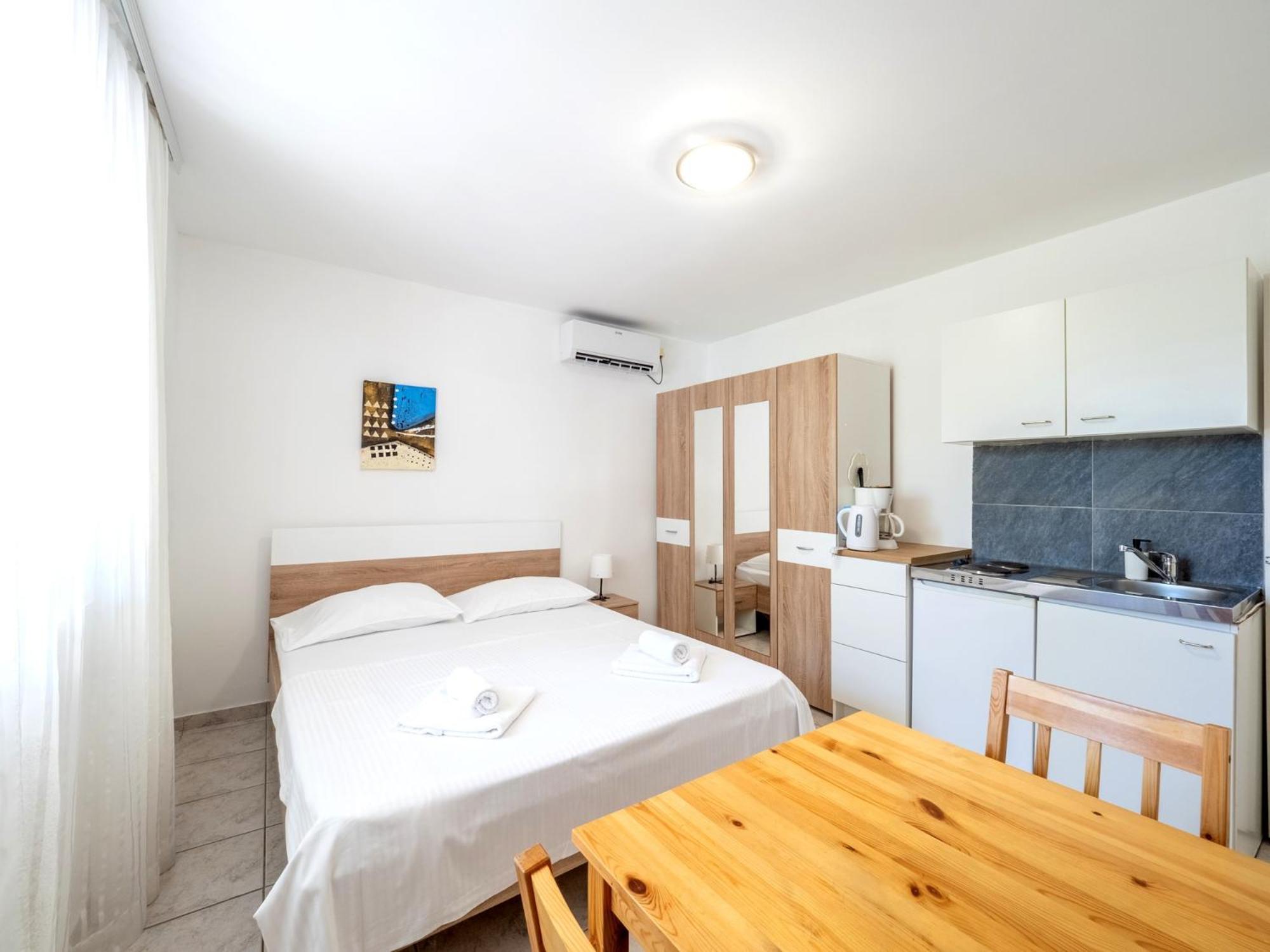 Apartments Bianca Baška Eksteriør bilde