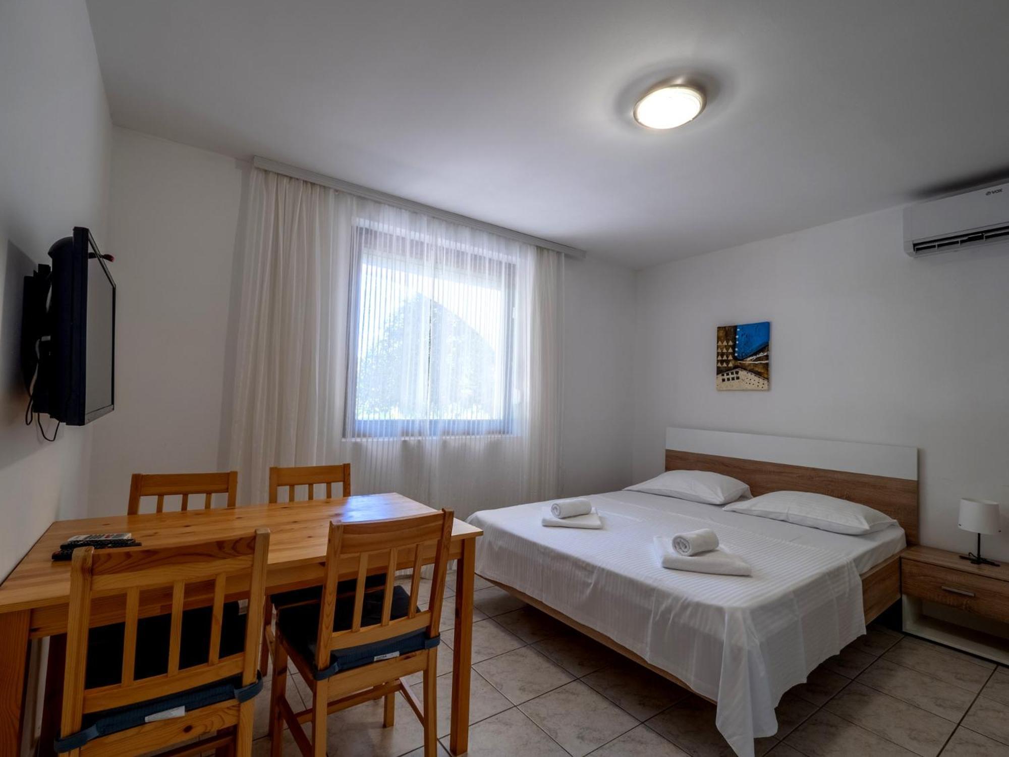 Apartments Bianca Baška Eksteriør bilde