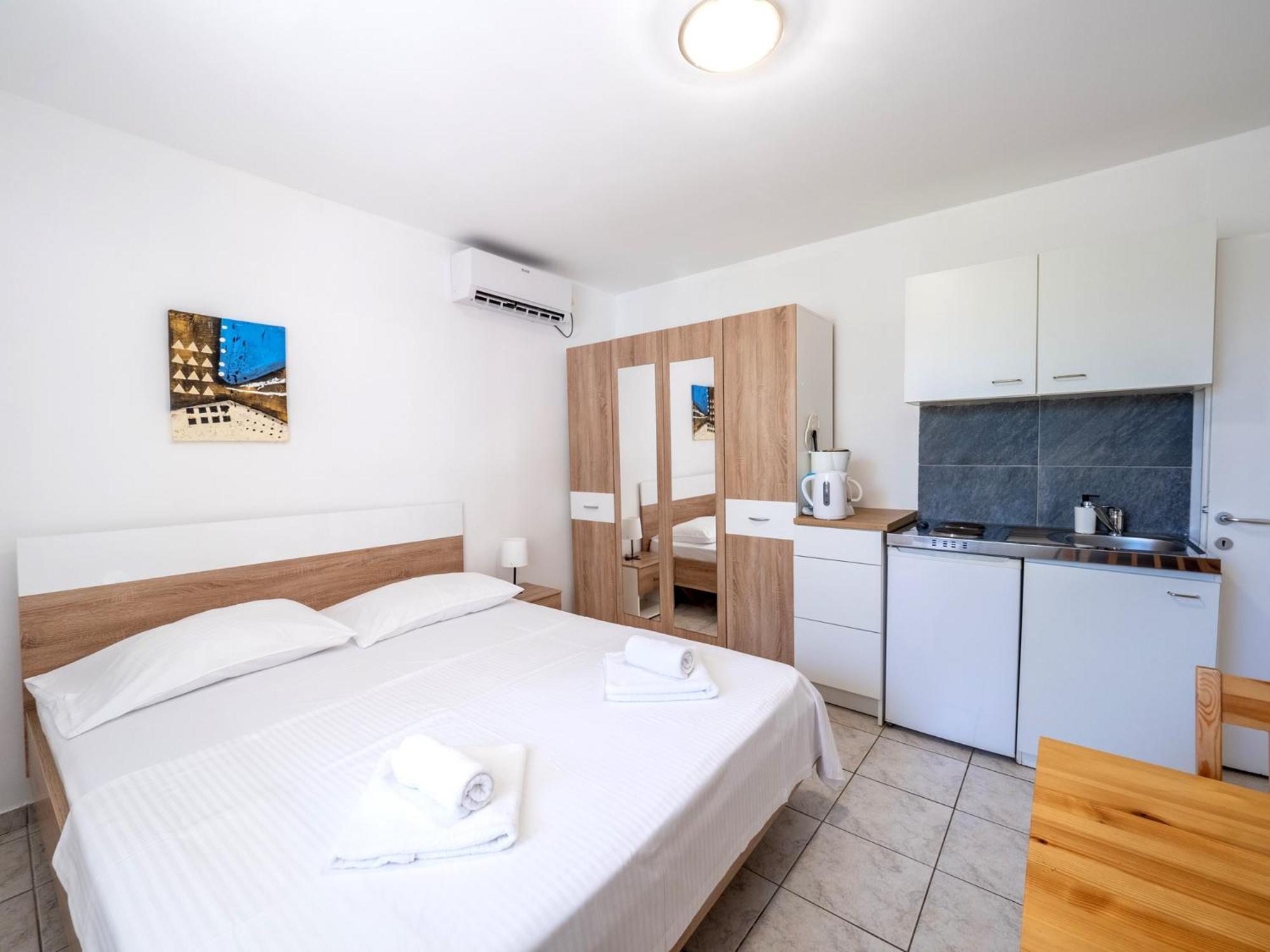 Apartments Bianca Baška Eksteriør bilde